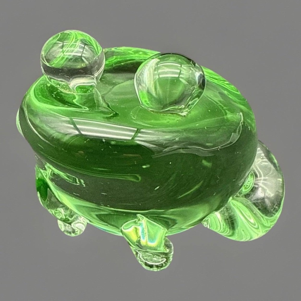 Vintage Crowning Touch Green‎ Glass Frog Paperweight
